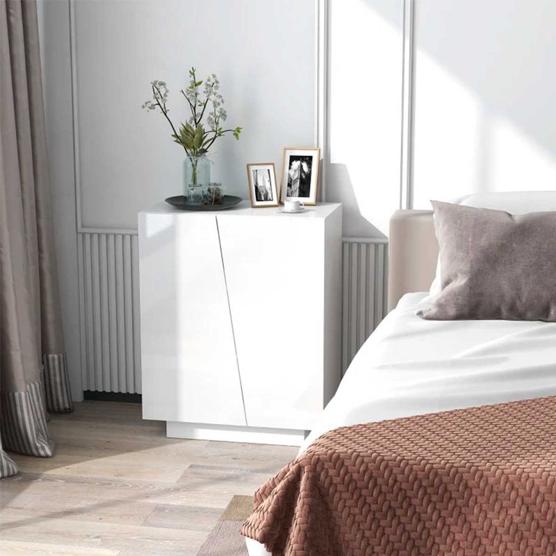 Aparador Aba Homcom 2 puertas + 2 estantes ajustables blanco 88x70x40 cm